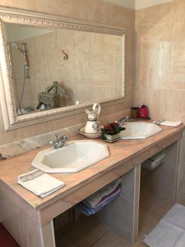 Le Clos St Justin Ligny-le-Ribault Exterior foto